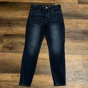 American Eagle dark wash curvy jeans